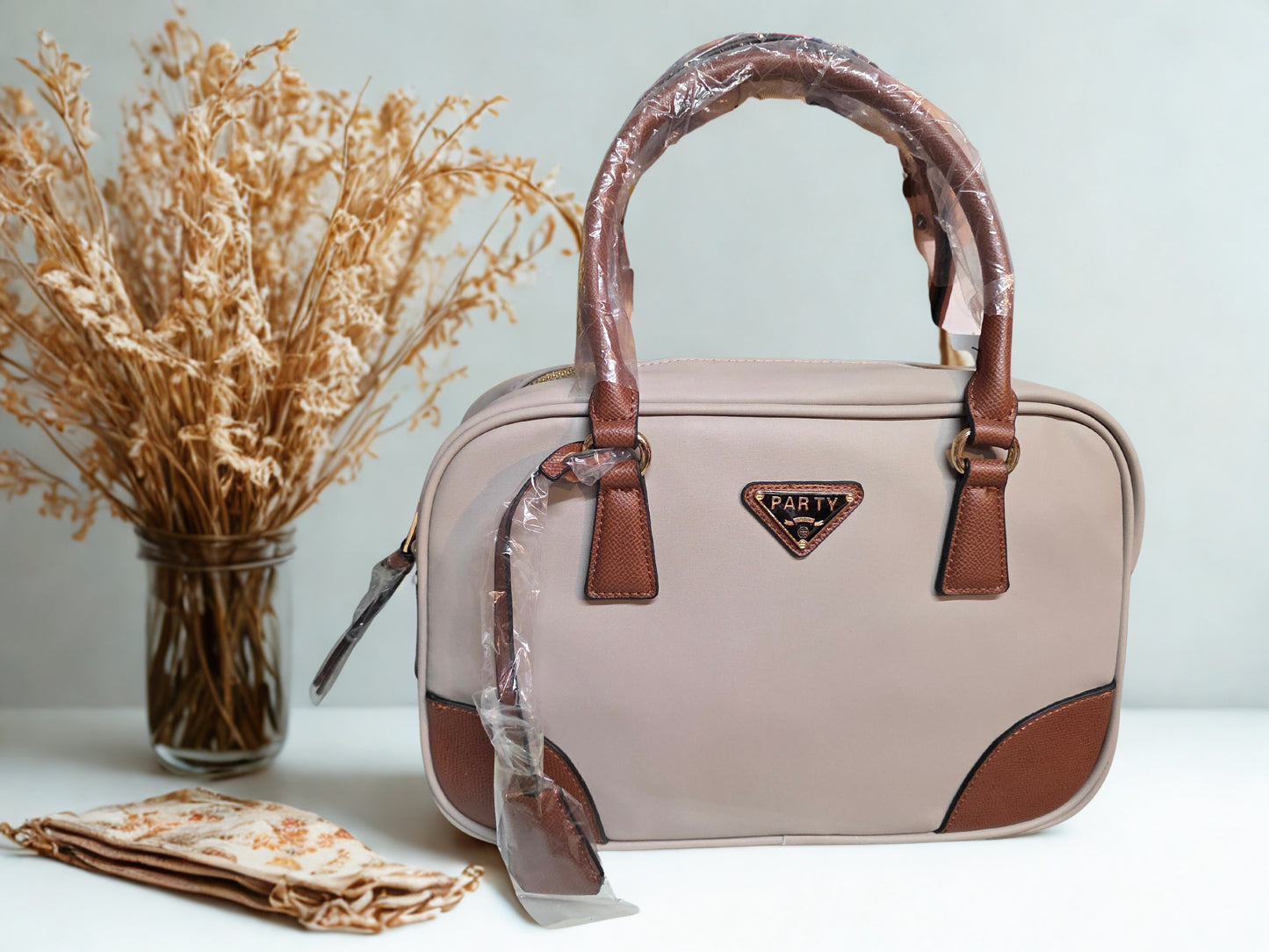 Party Handbag – Elegant & Versatile Style