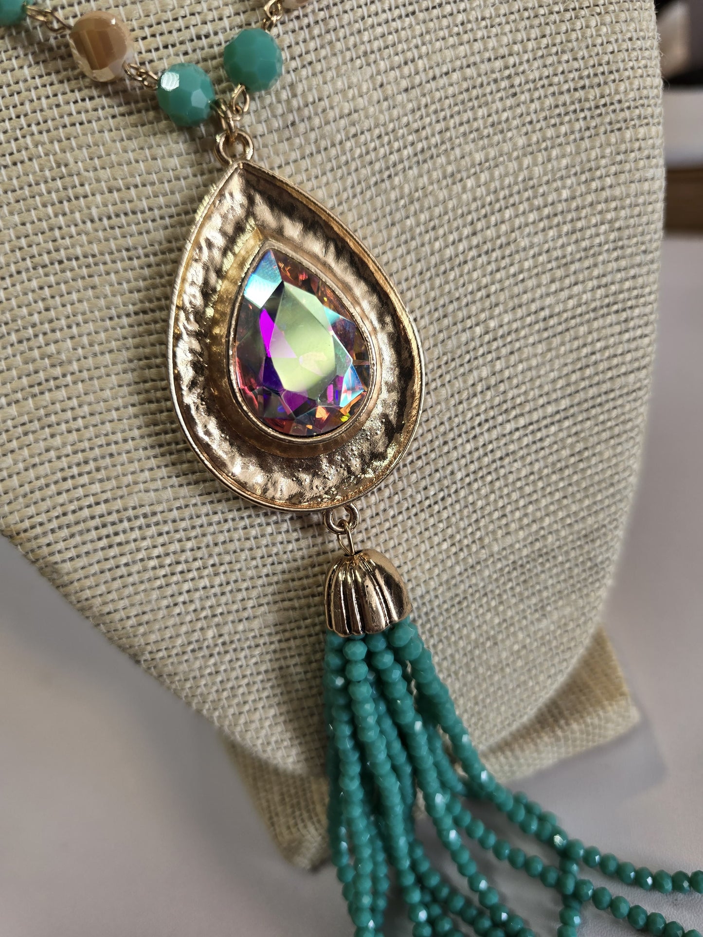 Emerald Glitz Jewelry Set