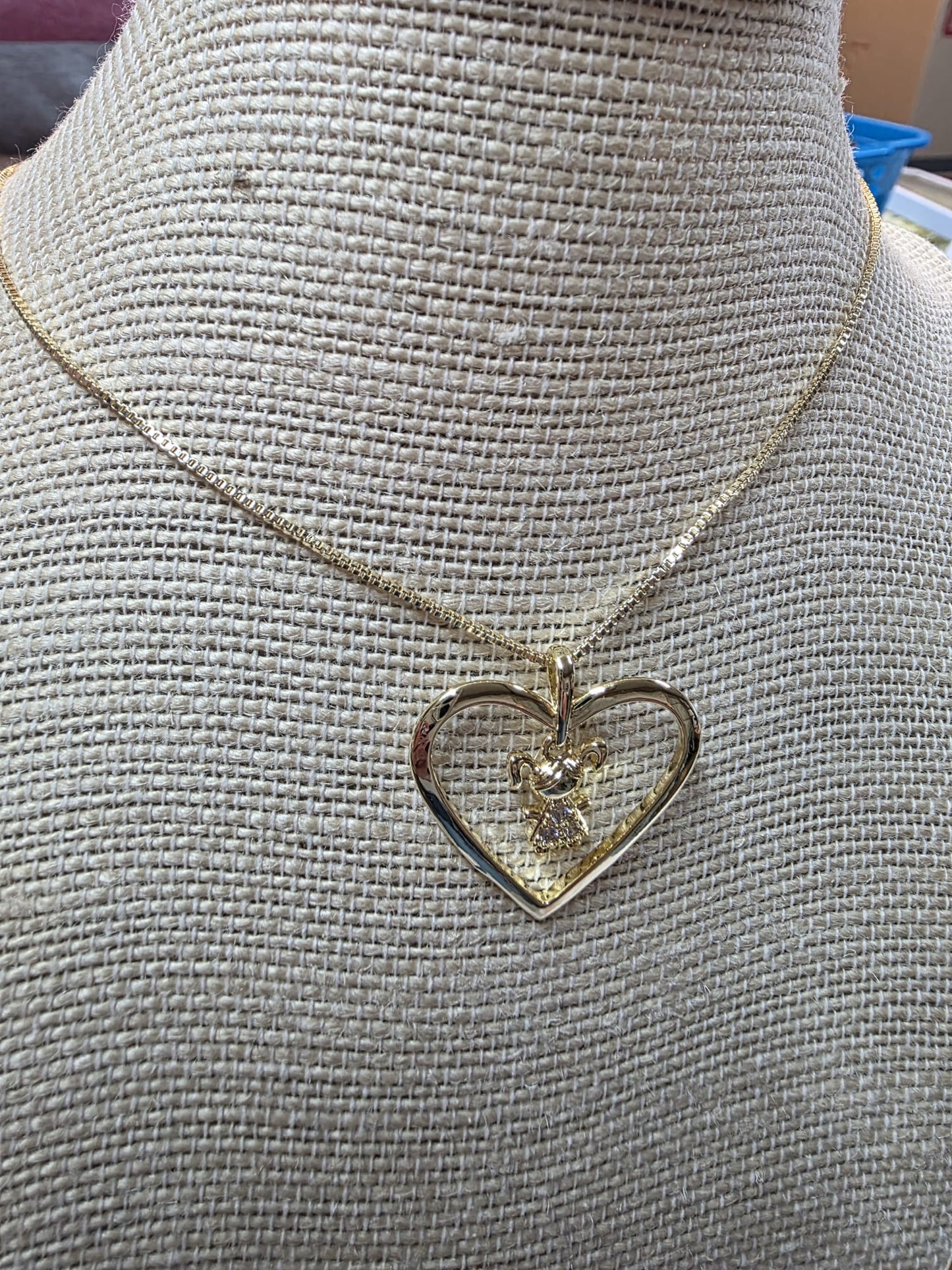 π Mommy & Me Heart Necklace Set