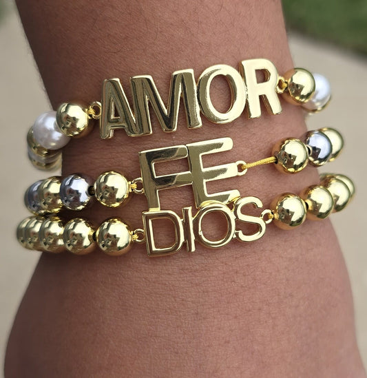 "AMOR", "FE", "DIOS"