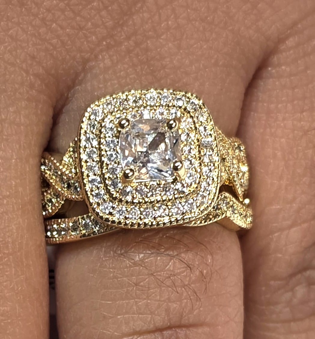 💍 Double Band Gold-Tone Ring Set