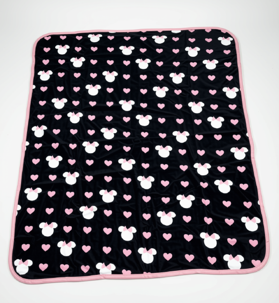 Minnie Mouse Plush & Blanket Gift Set – Pink Hearts